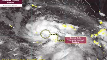 La circulación y desprendimientos nubosos de 'Bárbara' ocasionarán lluvias puntuales muy fuertes en costas de Guerrero y Michoacán. | Especial