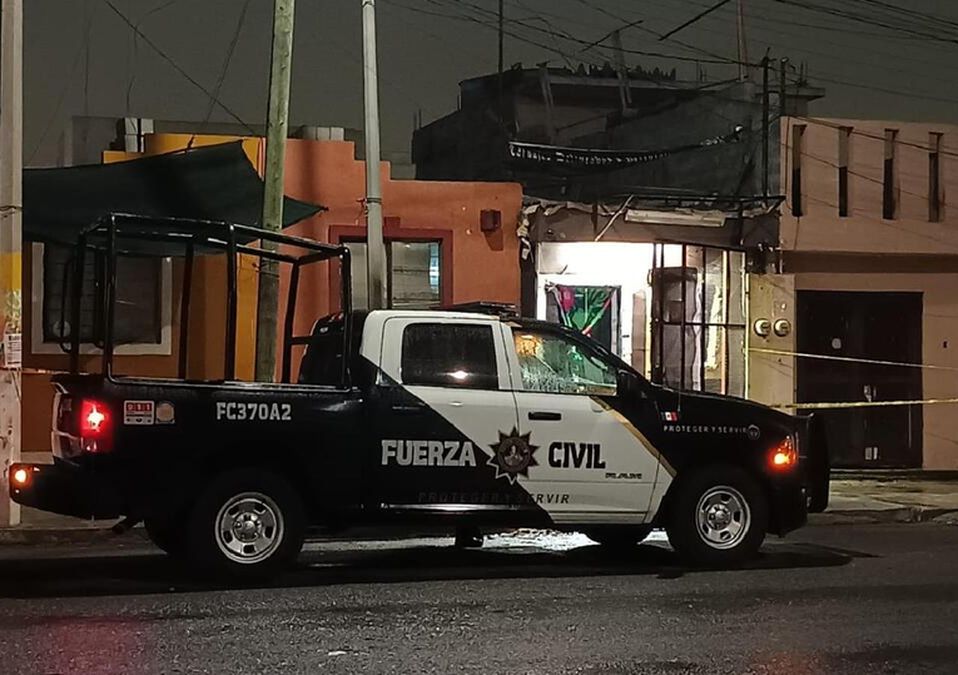 Asesinan a balazos a 2 hombres en la zona norte de Monterrey. | Israel Santacruz