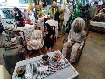 Los adornos de Halloween más temibles del año. / Leonel Rocha