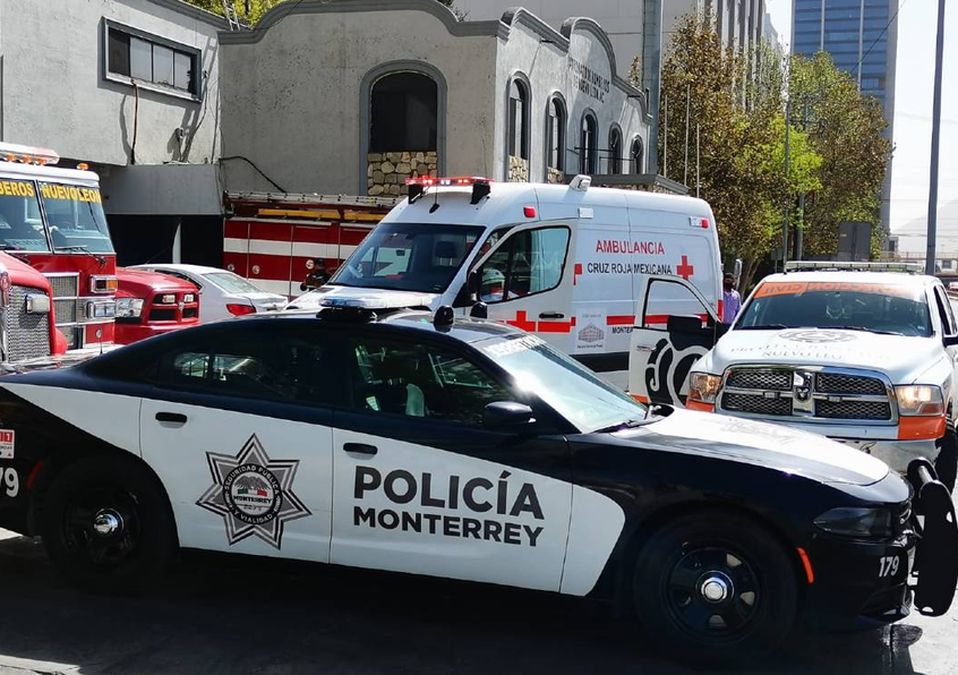 Hombre muere en estación de Bomberos en Monterrey