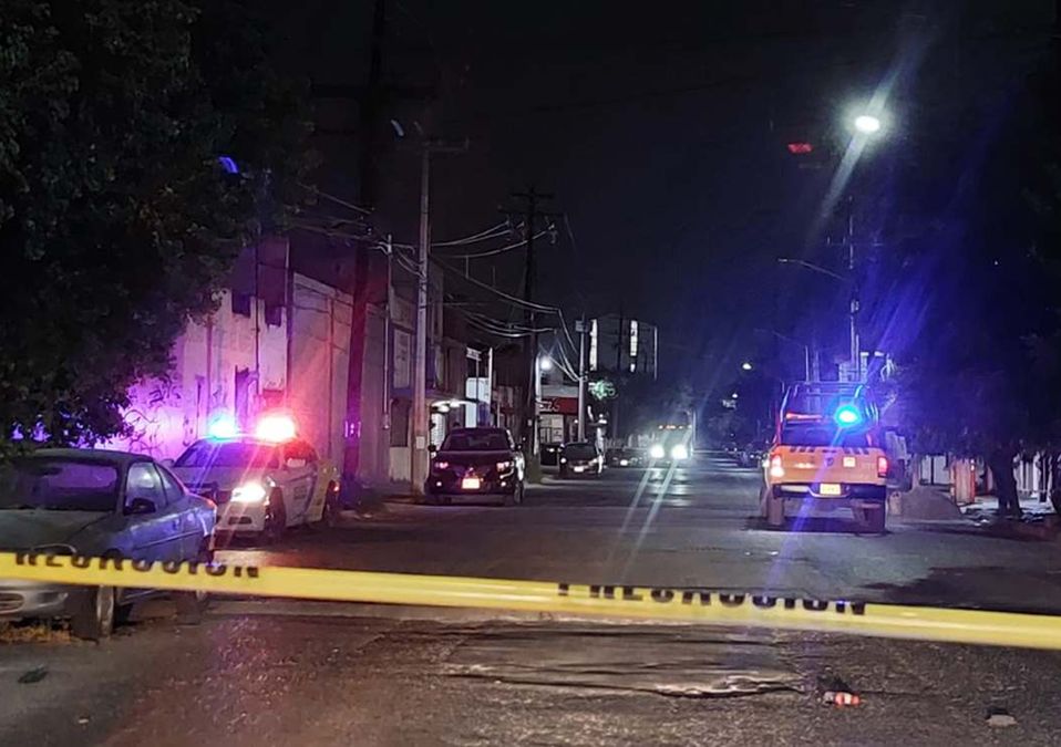 Un hombre fue baleado en calles de la colonia Industrial en Monterrey. | Leyda Estrada
