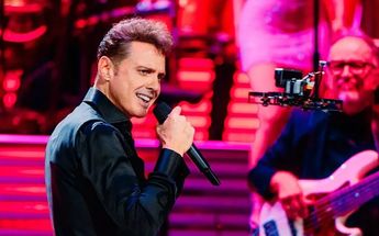 Luis Miguel apareció en el Super Bowl 2024