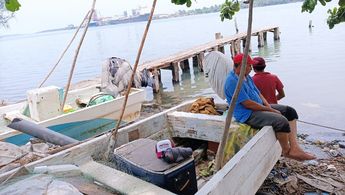 El programa va dirigido a pescadores de escasos recursos. | Especial
