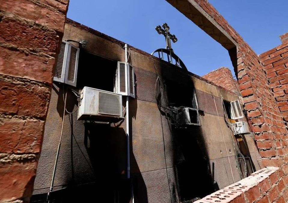 Iglesia incendiada en Egipto/ Especial