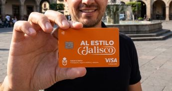 Miles de ciudadanos en Jalisco esperan para poder realizar el registro y adquirir la Tarjeta Única | Imagen generada con Gemini IA