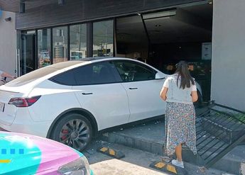 Al arribo, elementos de Protección Civil Monterrey confirman los hechos. | Especial