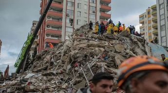Sismo de magnitud 7.5 sacude por segunda ocasión a Turquía; suman más de tres mil muertos