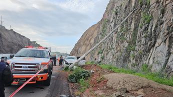 Así quedó el auto de la víctima tras sufrir el paro cardíaco / Juan Carlos Munguía