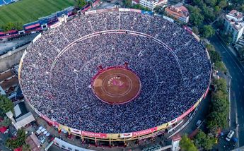 Plaza de Toros México / Facebook: La Plaza México