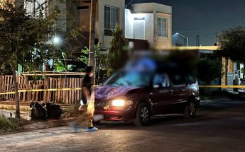 Una camioneta atropelló a un joven y lo mató en García, Nuevo León. | Leyda Estrada