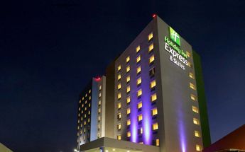 Holiday Inn Express & Suites Monterrey Aeropuerto se encuentra a poco más de dos kilómetros de la terminal aérea. | Archivo