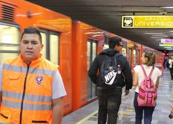 Los trabajadores del Metro de la Ciudad de México perciben salarios que van de los 8 mil a los 32 mil pesos / @MetroCDMX