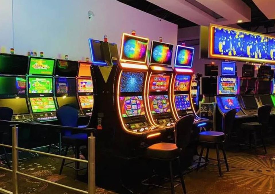 Pese a infrigir la Ley, algunos casinos de Nuevo León pueden seguir operando con amparos. | Archivo
