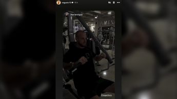 Miguel Ortega, portero suplente en Tigres, haciendo gimnasio / @Captura