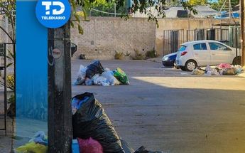 Basura acumulada afuera de casas en Tlaquepaque | Especial