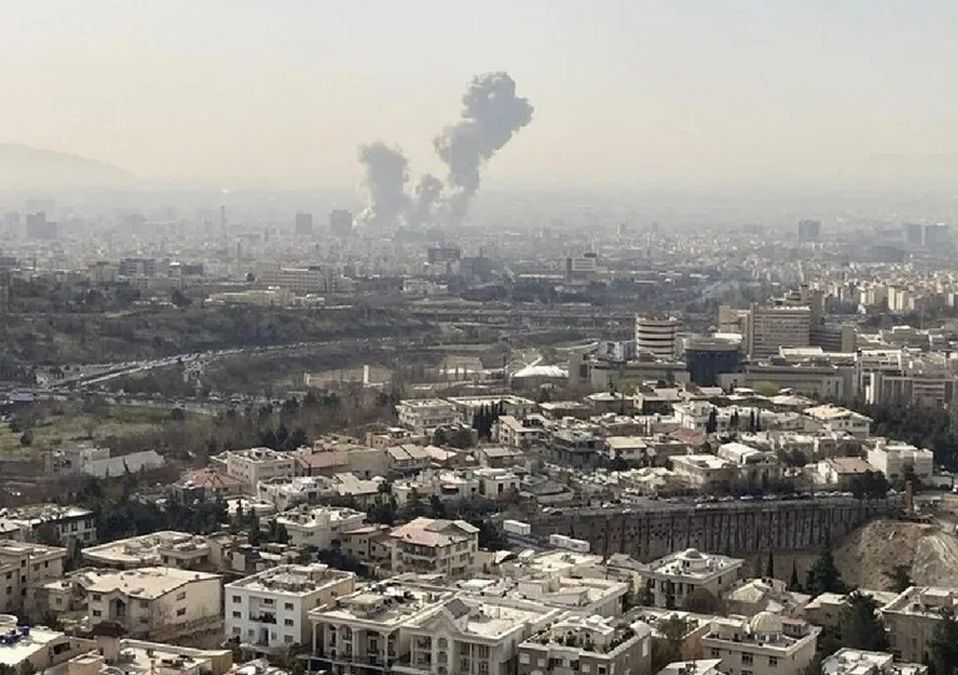 Trump afirma que Irán ha seguido desarrollando su programa nuclear y planea desarrollar misiles. Foto: Especial.