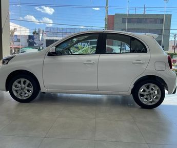 Este auto se ha convertido en uno de los más populares y vendidos de la marca Nissan.