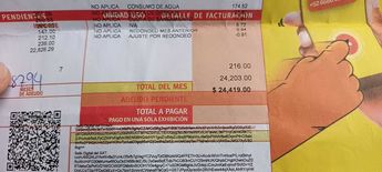 Recibo actual que presenta los 24 mil 419 pesos ha pagar, según Agua y Drenaje. | Erik Solheim Rocha