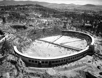 Estadio Ignacio Zaragoza durante su construcción | Especial