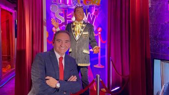 La figura de cera de Ernesto Chavana se une a la colección de más de 90 estatuas que tiene el museo. | Uriel Reyna
