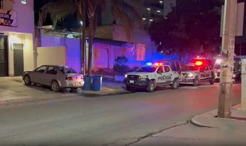 Policías se entrevistaron con el hombre para conocer las circunstancias en que fue agredido. | Vicente Torres Alfaro