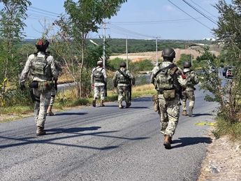 Elementos del Ejército Mexicano también hicieron acto de presencia en la escena del crimen. | Agustín Martínez