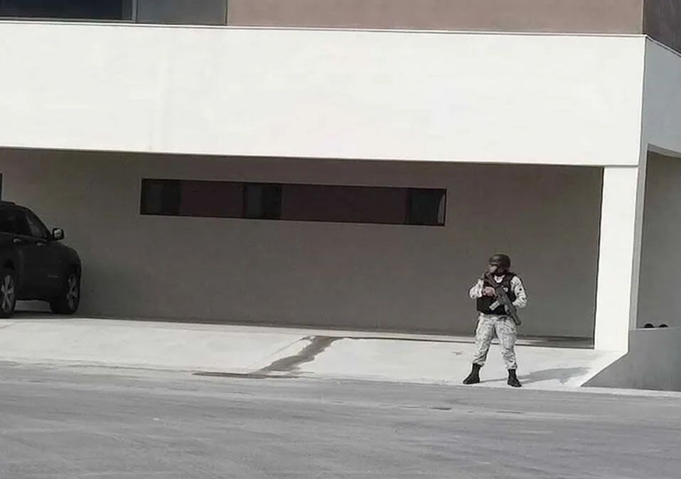 Reportan localización de toma clandestina de hidrocarburo en parque industrial de Apodaca