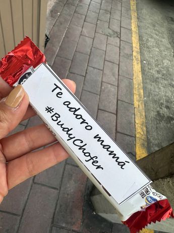 Regalos del chofer de la Ruta 38 a las madres de familia. | Sandra González