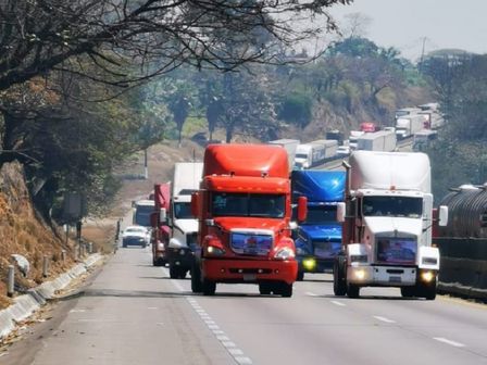 Conoce AQUÍ las últimas noticias sobre la Autopista México-Querétaro, una de las vías más transitadas y estratégicas del país.