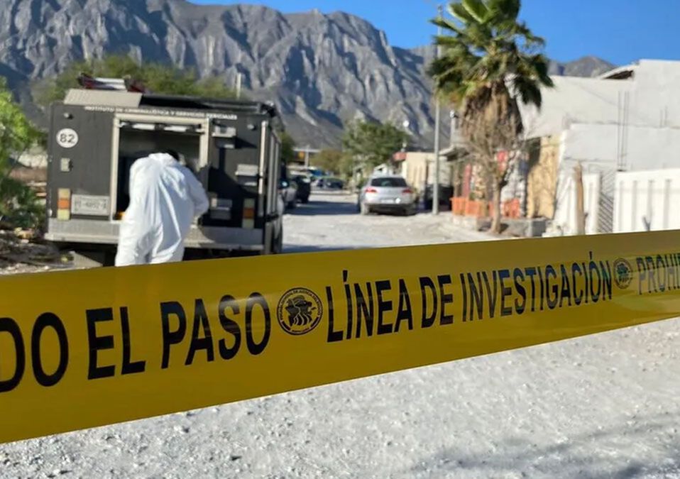Asesinan a dos hombres al interior de una casa en García