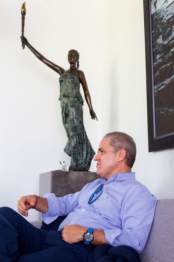 El artista Bernardo Luis López Artasánchez y su obra | Andrés Lobato