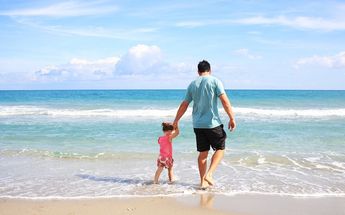 Aprovecha estas fechas para salir de vacaciones con tu familia / Pixabay