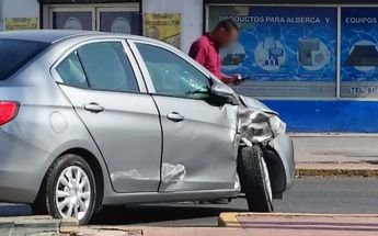 La mujer de 25 y el hombre de 30 años fueron atendidos por los cuerpos de auxilio. | Agustín Martínez