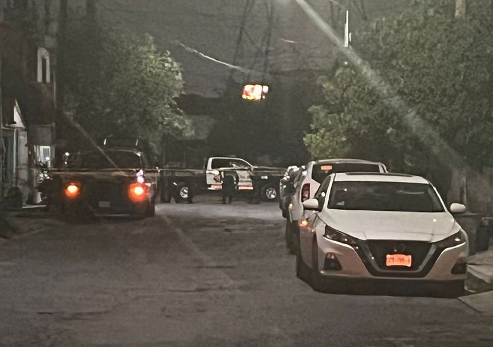 Asesinan a balazos a un hombre dentro de una casa en Guadalupe. | Mayte Villasana