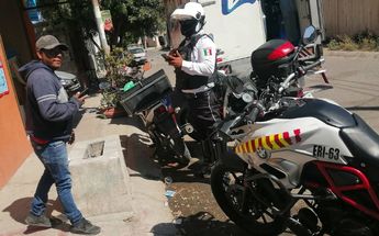Policía Vial retirando motocicletas tras operativo/ Coordinación General de Seguridad Jalisco