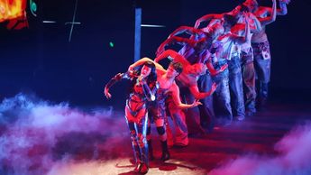 Katy Perry estuvo acompañada de 10 bailarines durante su show. | Luis Guerra