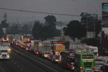 Tráfico en autopista Puebla - Orizaba | Alfredo Fernández