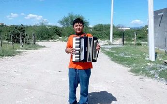 Omar sueña con ser músico | Especial