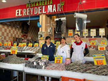 Es importante revisar la calidad de los mariscos antes de comprarlos. | Telediario Especial