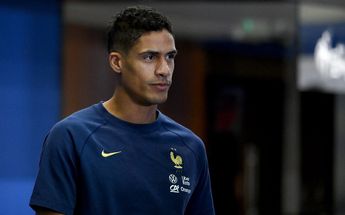 Raphaël Varane, defensor de Francia / CORTESÍA: @AFP