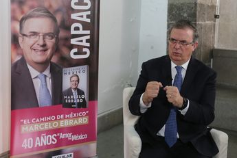 Ebrard durante la presentación de su libro "El Camino de México". | Javier Ríos