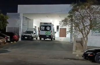 El joven fue trasladado a una clínica de la Cruz Verde para su mejor atención. | Javier León