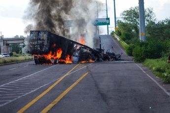 Vehículo en llamas durante hechos de violencia en Culiacán, Sinaloa / Agencia Cuartoscuro