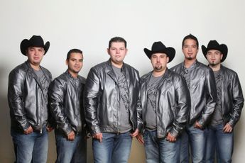 Grupo Duelo organiza posada en pro de niños necesitados