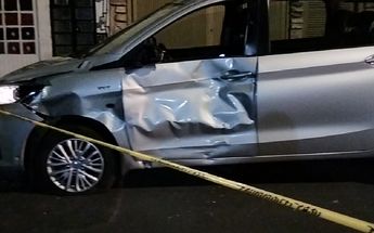Camioneta chocada en Guadalajara / Vicente Torres Alfaro