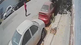 VIDEO | Vecinos de Torreón denuncian ola de robos cometidos por un mismo sujeto