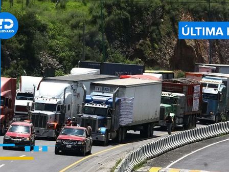 Autopista México Querétaro 14 de abril