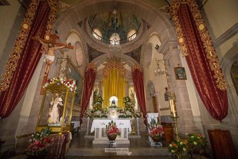 Interior de la Parroquia de San Nicolás de Tolentino | @recorriendomitierra vía Instagram