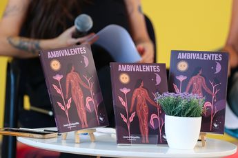 La obra explora diferentes géneros literarios como la poesía o los diarios. | Jorge López
