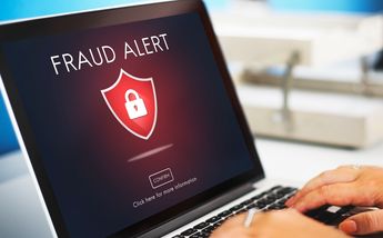 Banxico y BMV advierten sobre estafa millonaria / Freepik